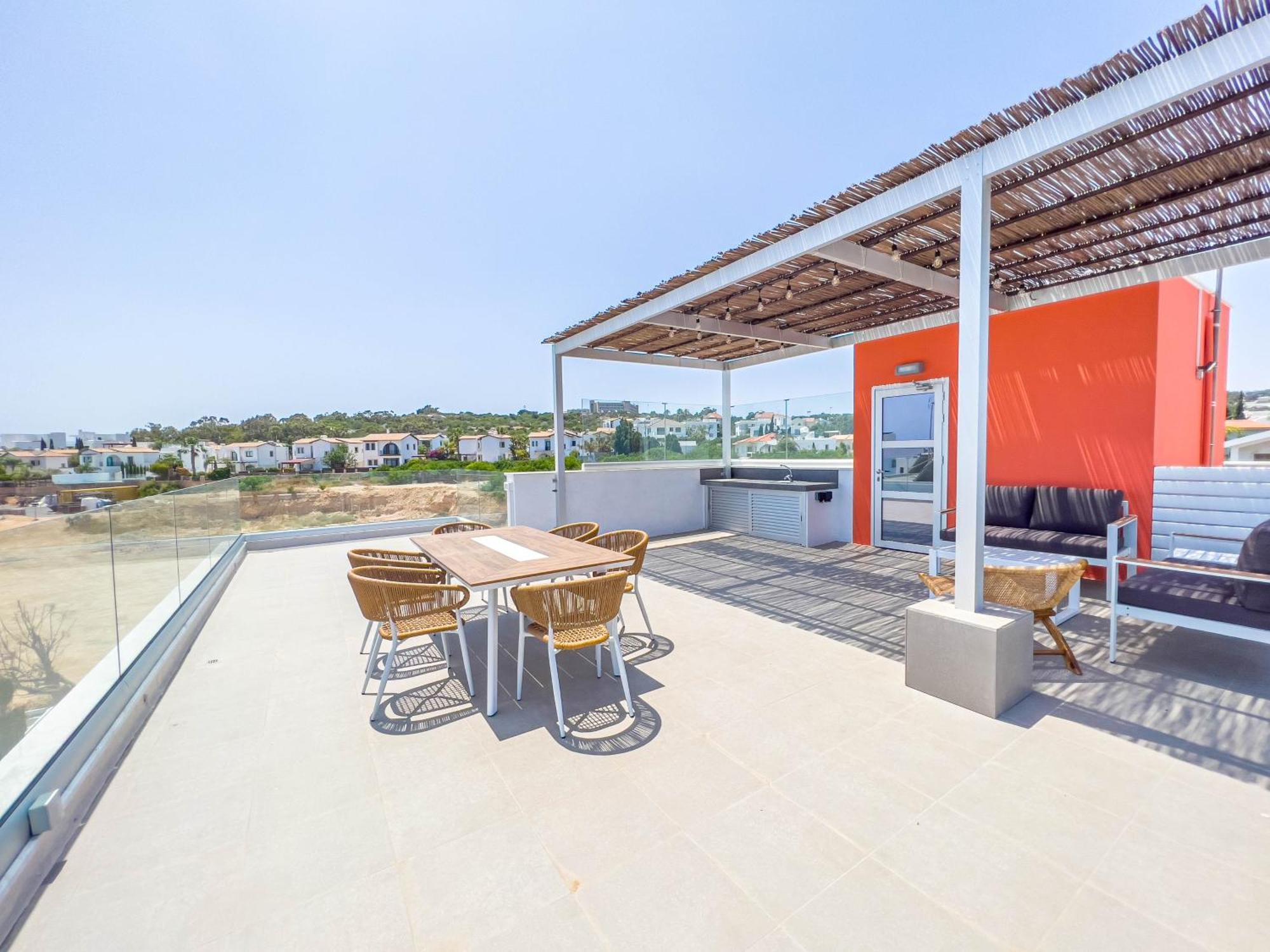 Geo Panoramic Villa +Pool +Game Room +Gym プロタラス エクステリア 写真